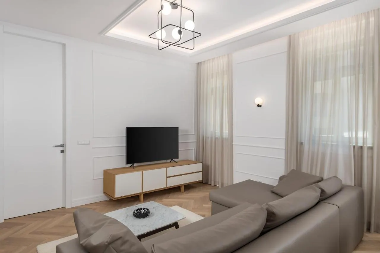 Plaza Apartments Opatija 0*,
