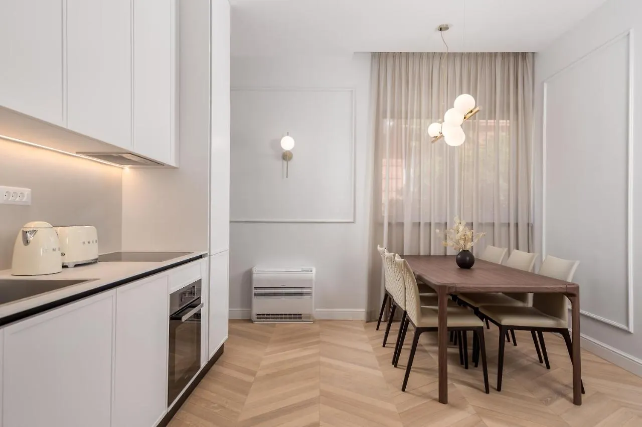 Plaza Apartments Opatija